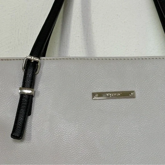 NINE WEST Vintage 90s Y2K faux leather light grey minimalist neutral tote bag - Picture 16 of 16